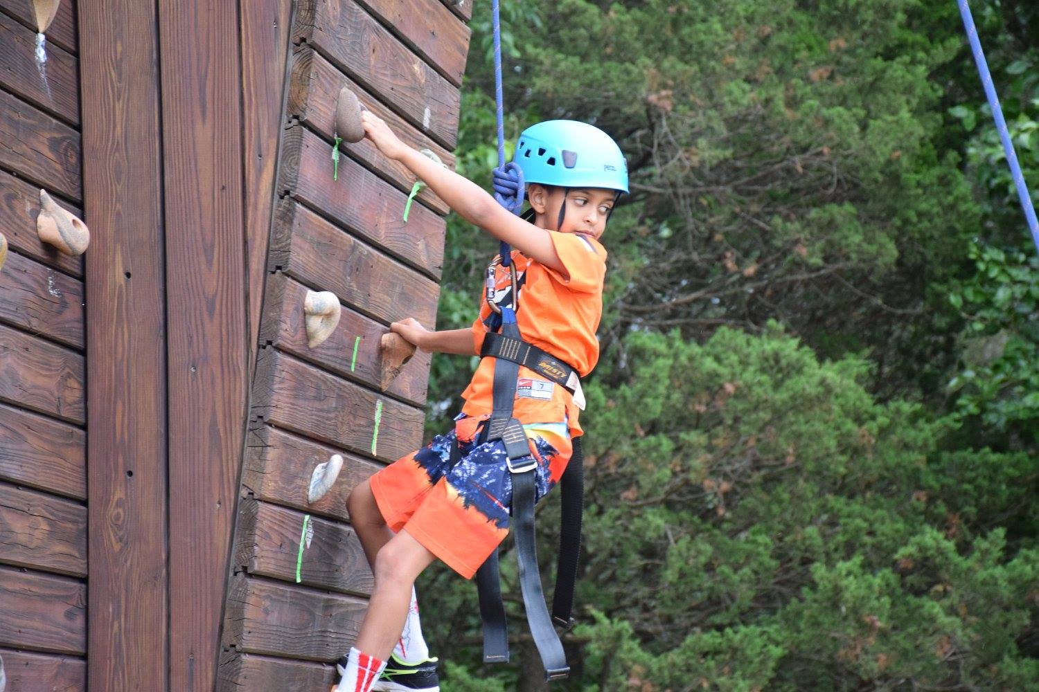 Youth Rock Climbing Colonia